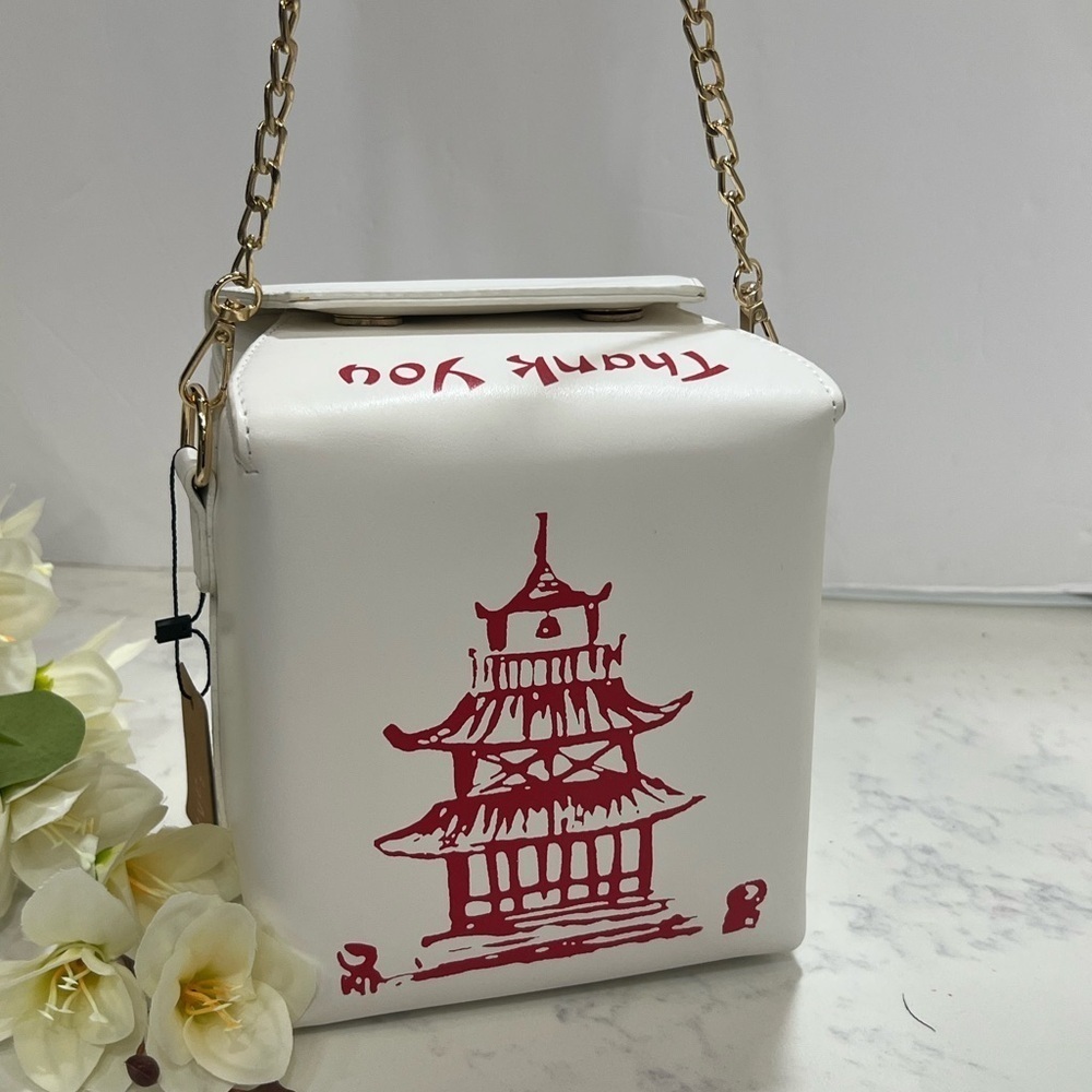 š„”White and Red Graphic Women's Bagš„” - Picture 3 of 10